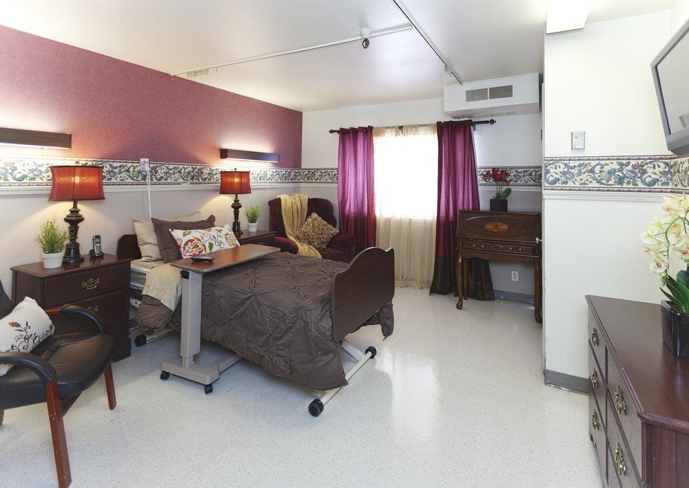 Roseville Care Center (UPDATED) Get Pricing & See 3 Photos in